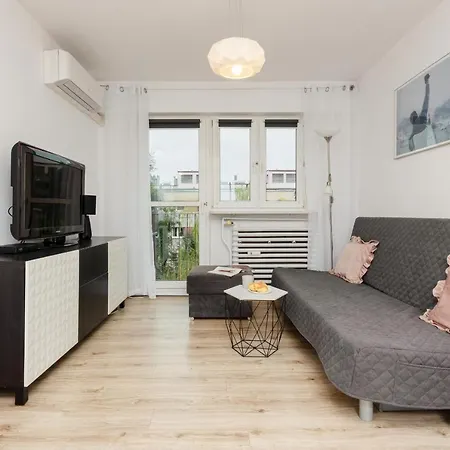Warsaw Ochota Baleya Cozy Apartment By Renters Varşova