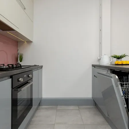 Warsaw Ochota Baleya Cozy Apartment By Renters * Varşova
