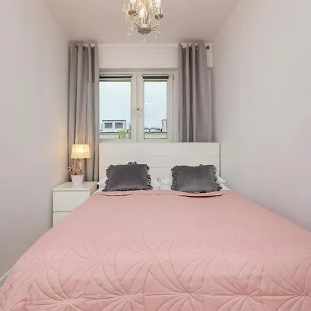 Warsaw Ochota Baleya Cozy Apartment By Renters Daire