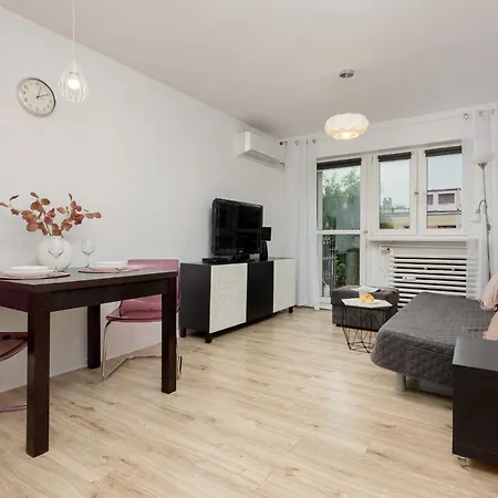 Warsaw Ochota Baleya Cozy Apartment By Renters * Varşova